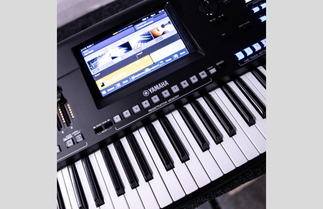Used Yamaha Genos2 Keyboard & Speakers - Image 9